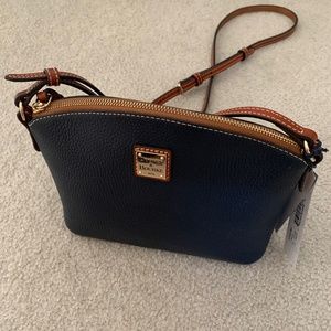 Dooney and Bourke Suki Crossbody bag Midnight Blue